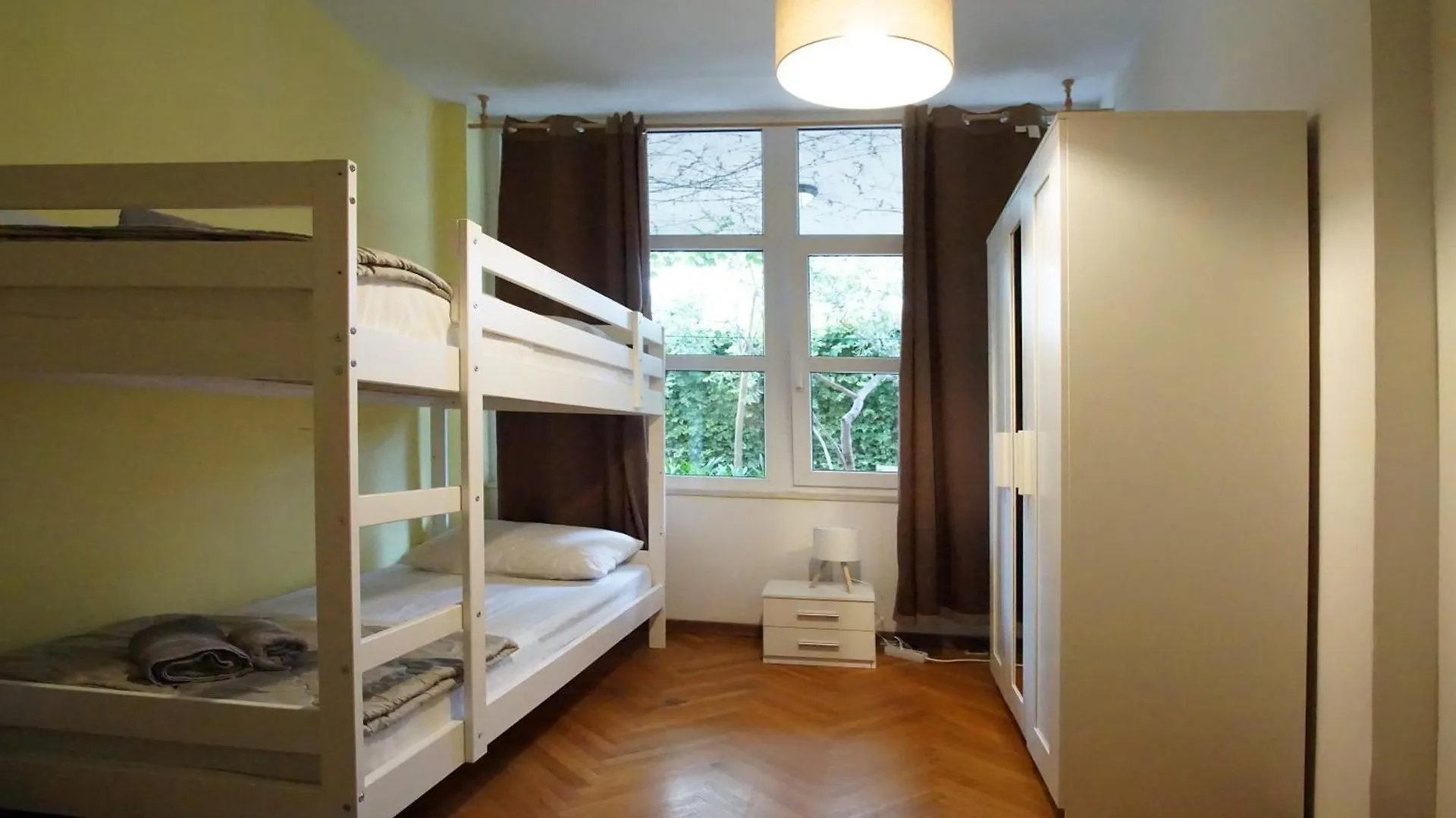 Apartment Kvaternikova - Pool, Grill, 4 Bedrooms, 3 Bathrooms Split
