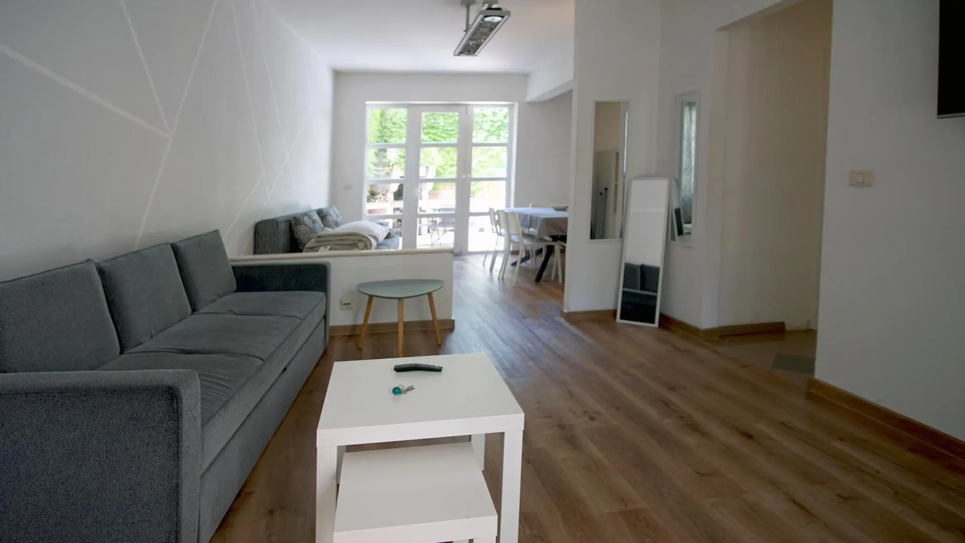 Apartment Kvaternikova - Pool, Grill, 4 Bedrooms, 3 Bathrooms Split Croatia