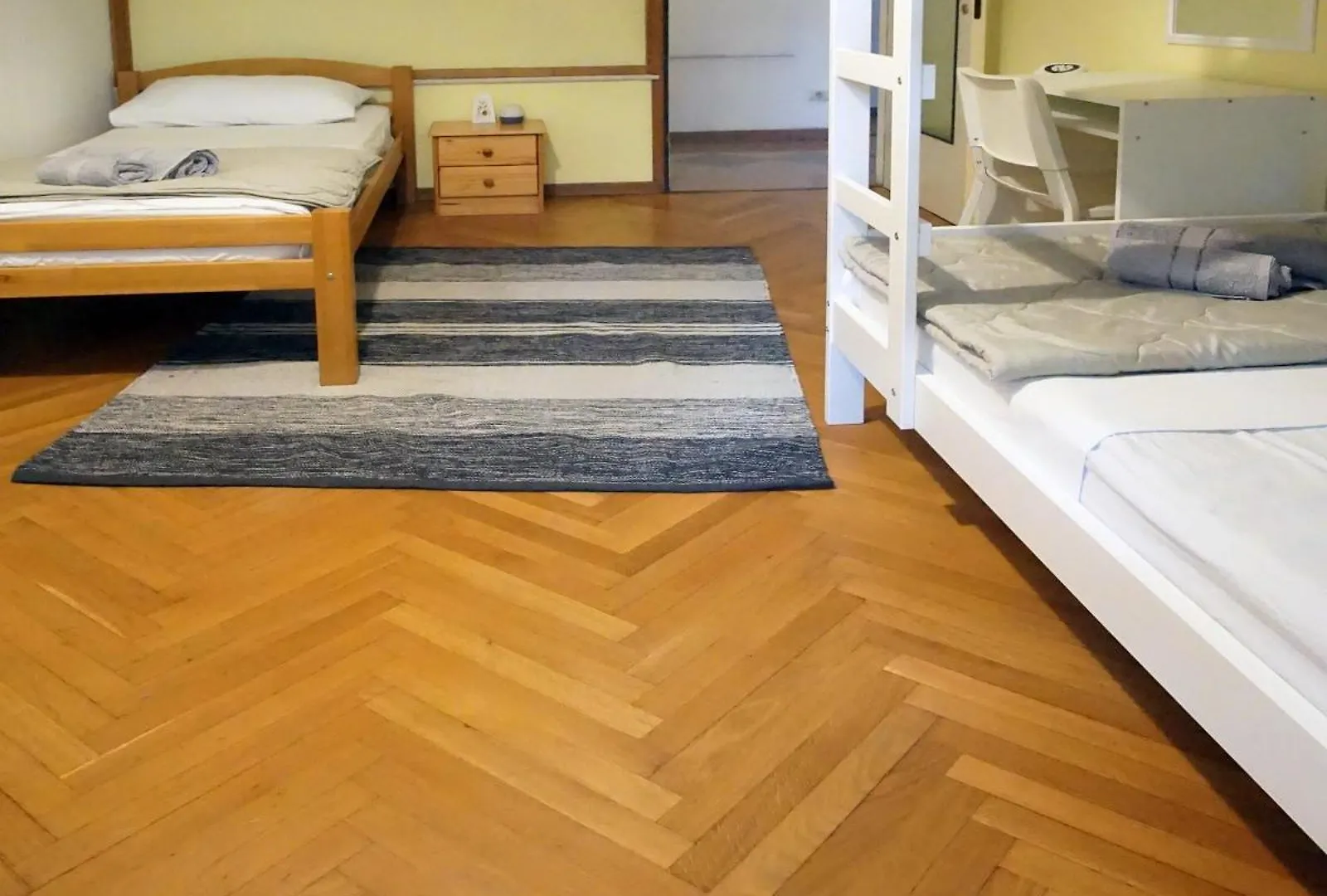 Apartment Kvaternikova - Pool, Grill, 4 Bedrooms, 3 Bathrooms Split 0*,  Croatia